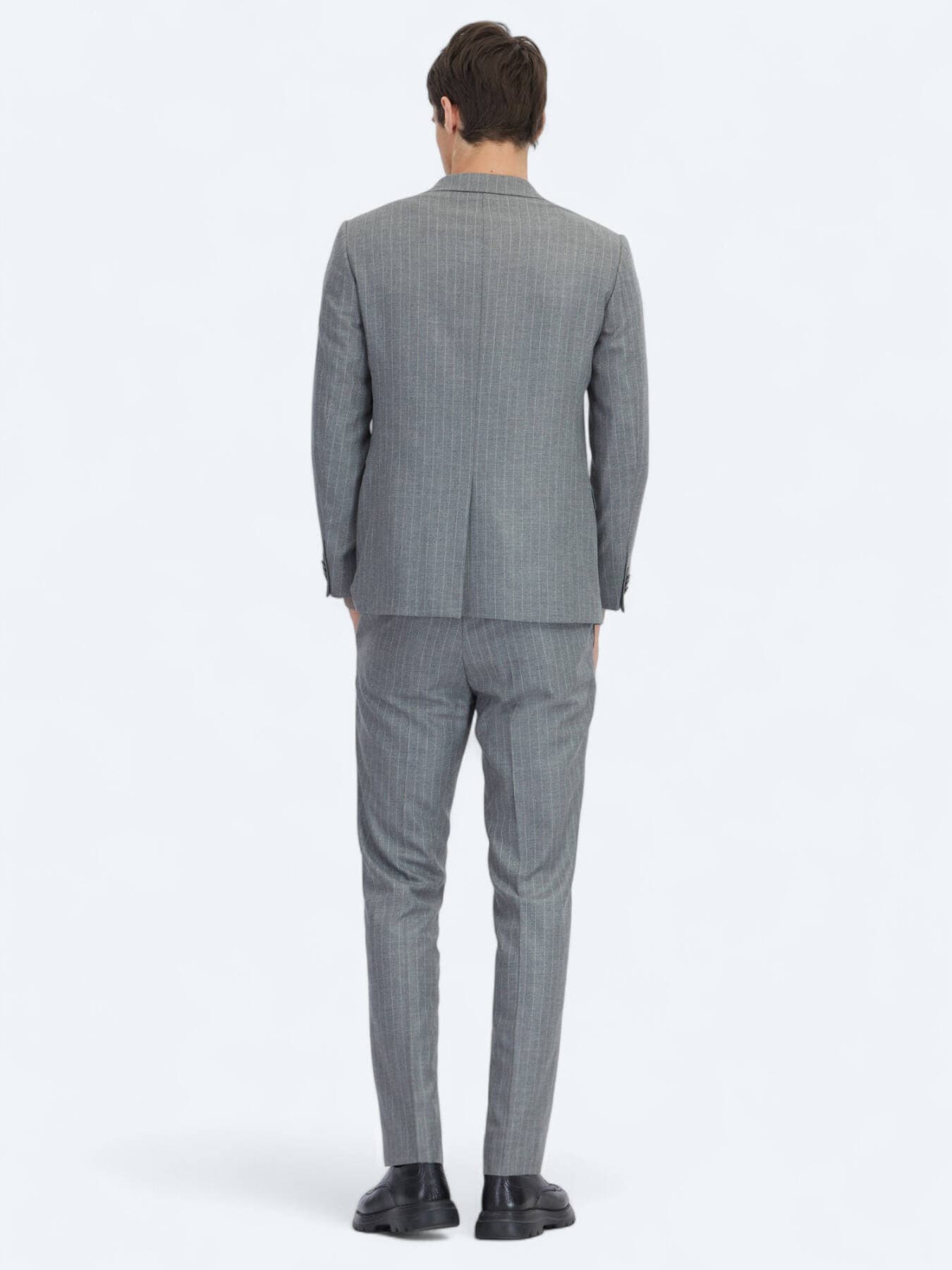 Antrasit Çizgili Modern Fit Takım Elbise görsel 5