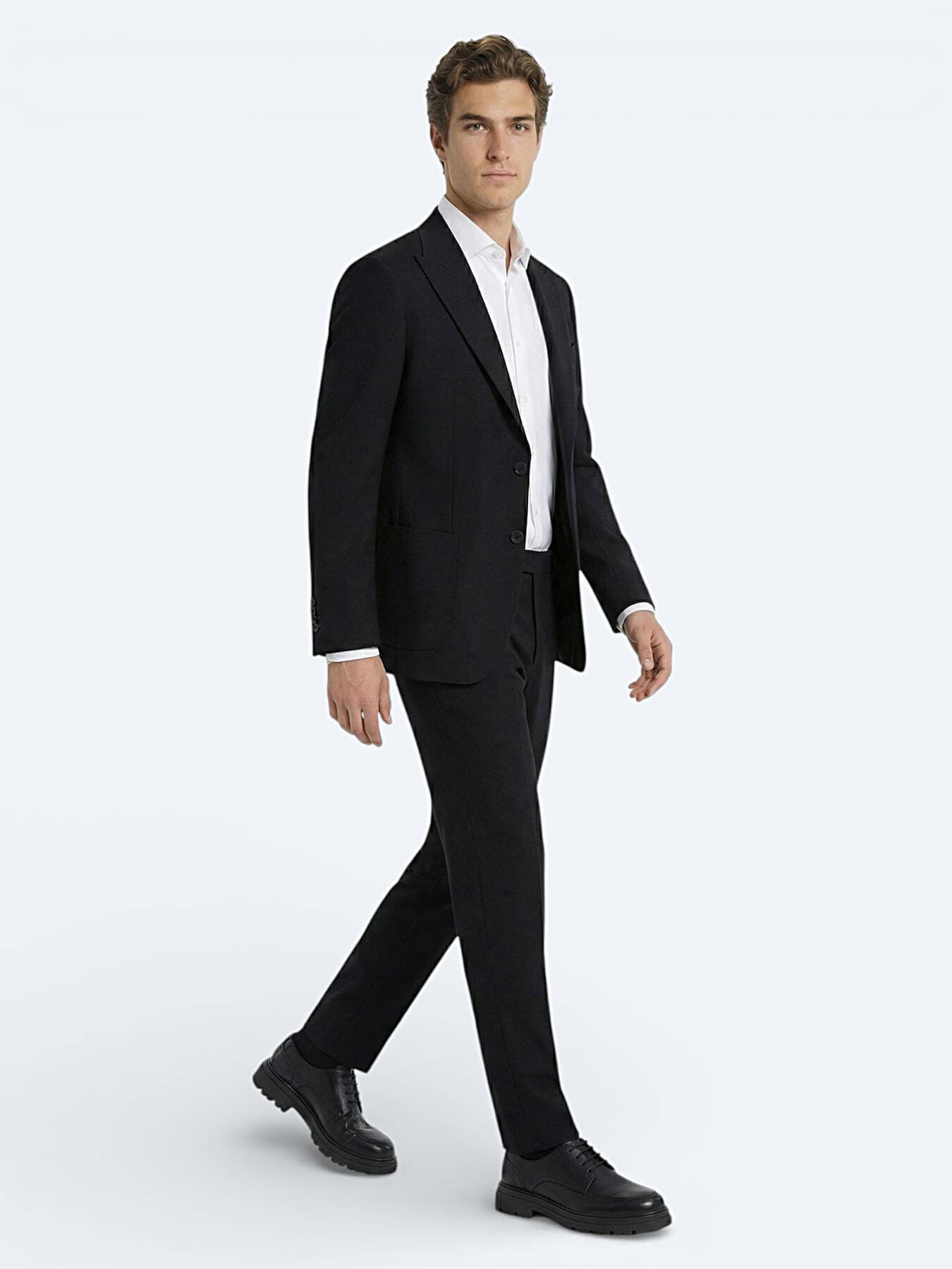 Siyah Çizgili Modern Fit Takım Elbise